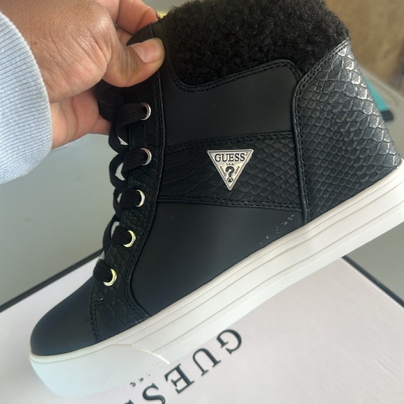New GUESS Della Hidden Wedges Sneakers SZ 9 - Picture 6 of 7